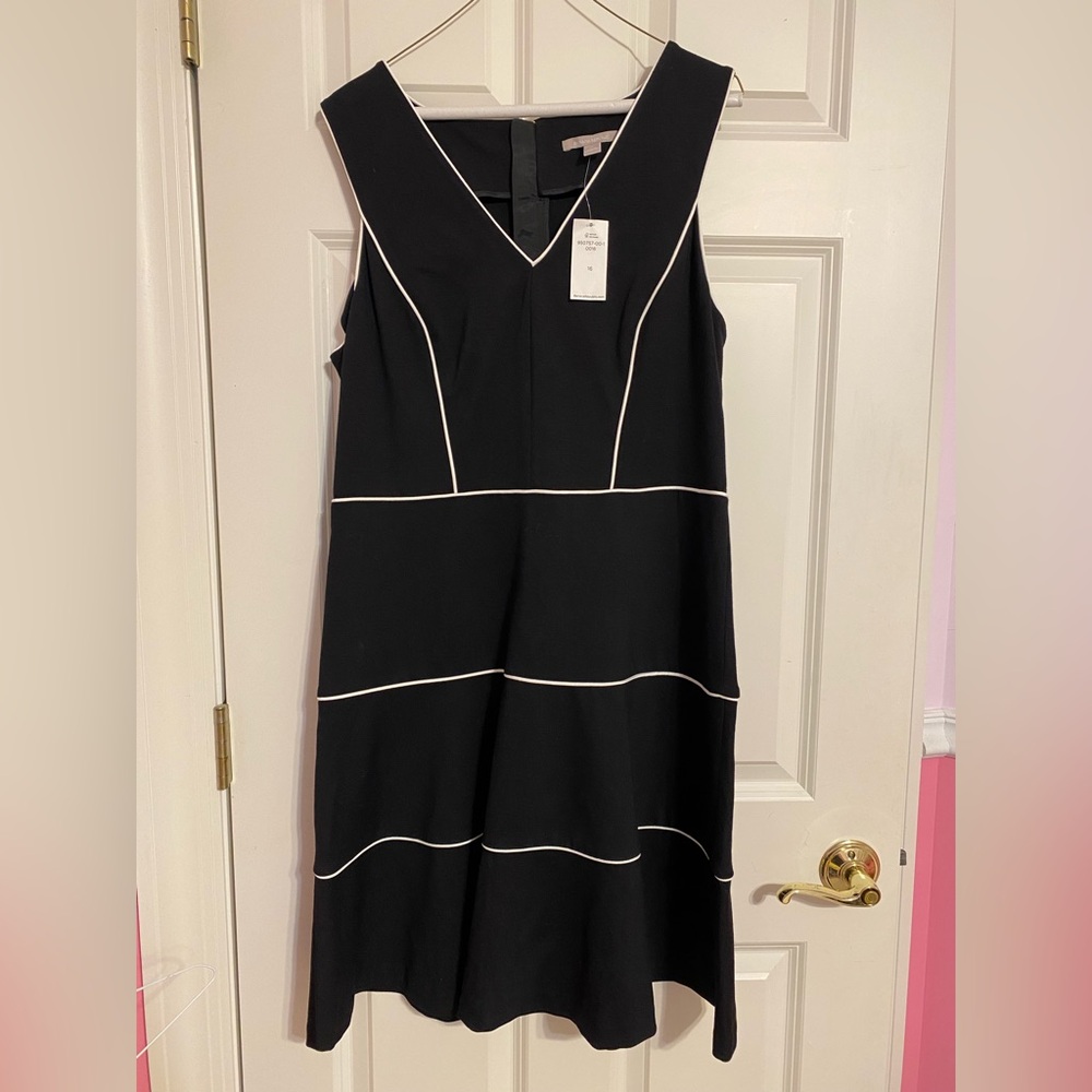Banana Republic black & white formal dress, size 16